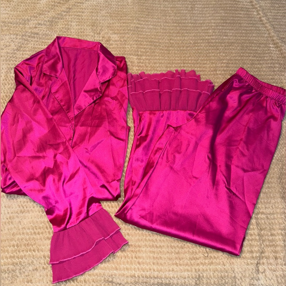 SHEIN Ruffle Trim Satin PJ Set / Pajama Set. Size L. Hot Pink.